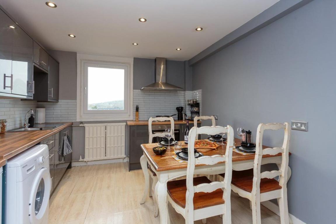 Gorgeous 3-Bed Flat, 15 Minutes To City Centre Edinburgh Luaran gambar