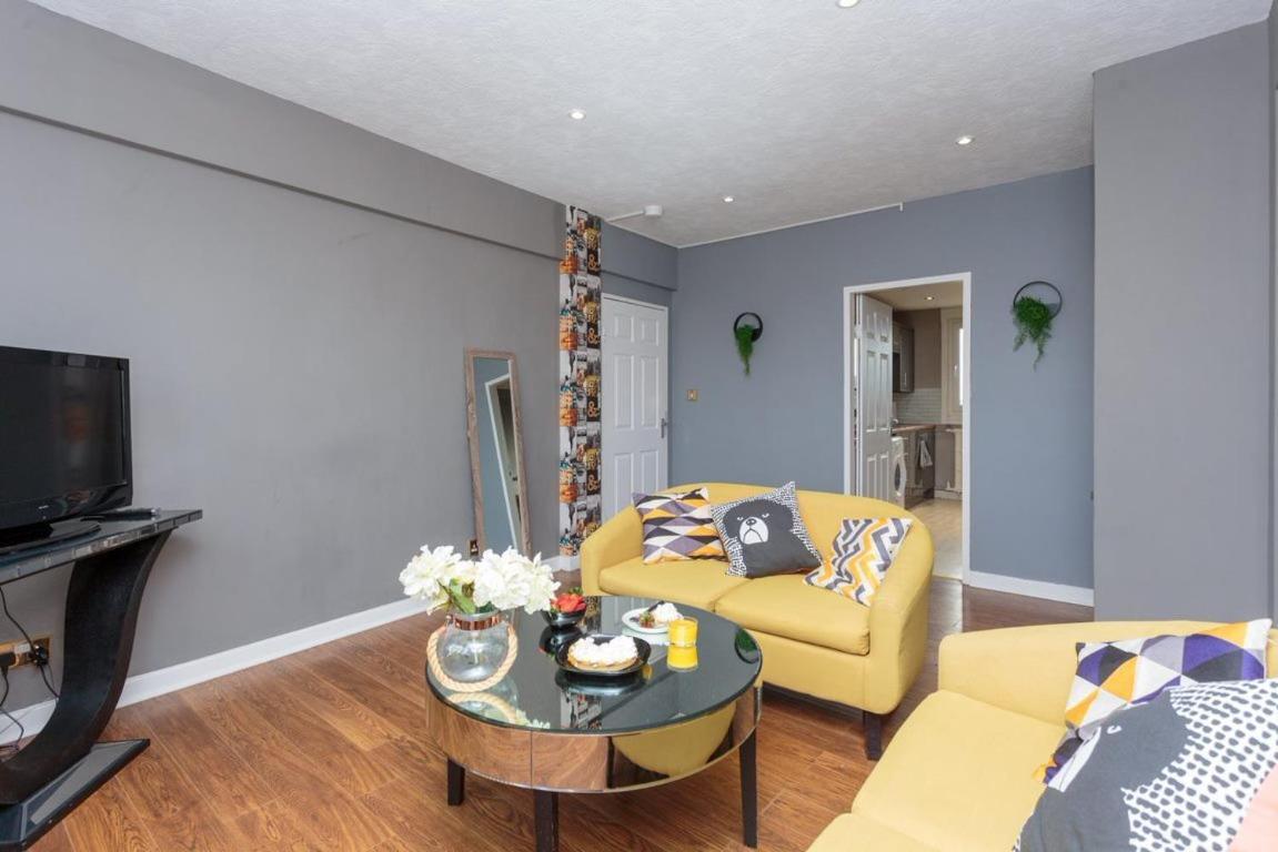 Gorgeous 3-Bed Flat, 15 Minutes To City Centre Edinburgh Luaran gambar