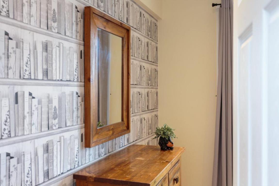 Gorgeous 3-Bed Flat, 15 Minutes To City Centre Edinburgh Luaran gambar