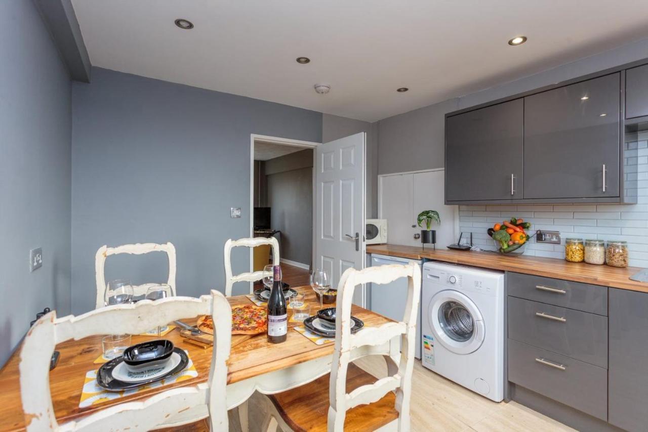Gorgeous 3-Bed Flat, 15 Minutes To City Centre Edinburgh Luaran gambar